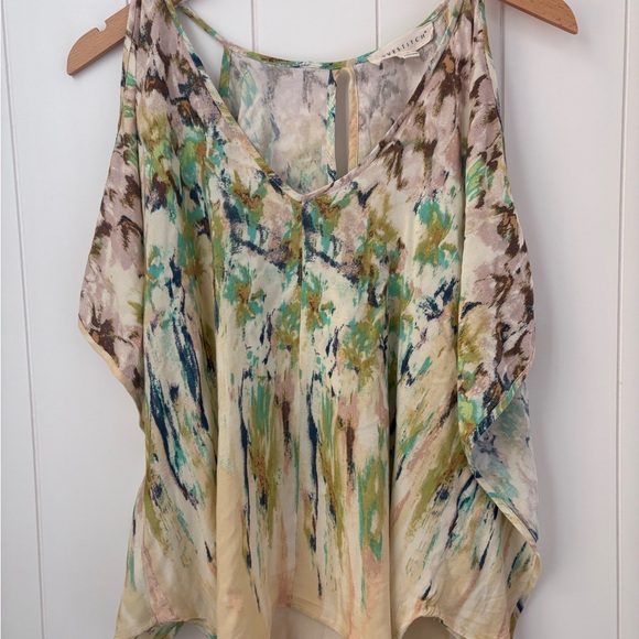 Colorful Abstract Blouse - Picture 4 of 7